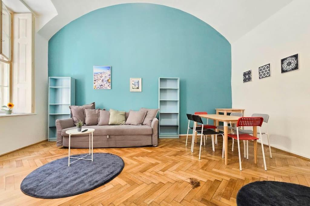 Seventh Sense Apartment Budapest Exterior foto